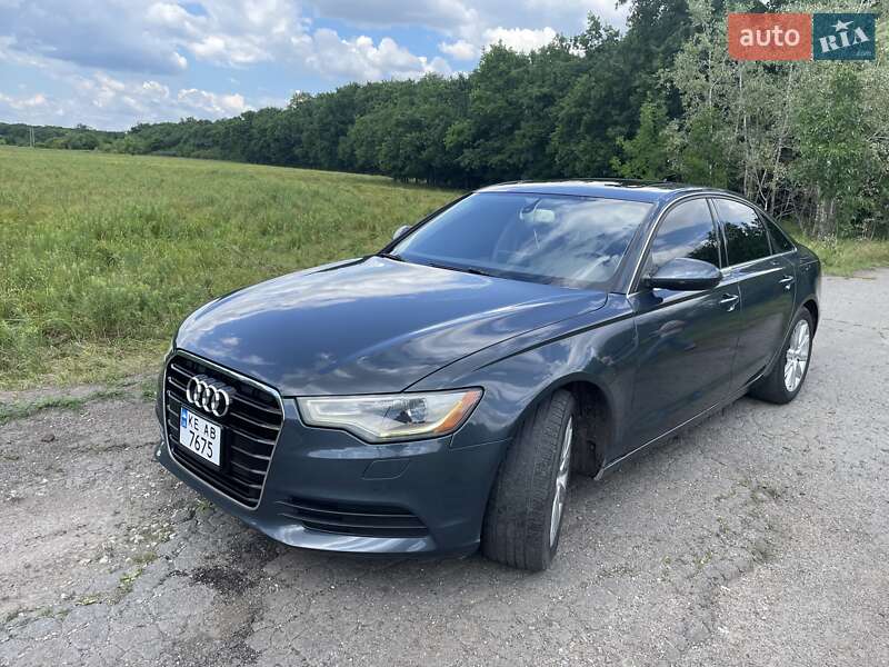 Седан Audi A6 2013 в Новомосковске