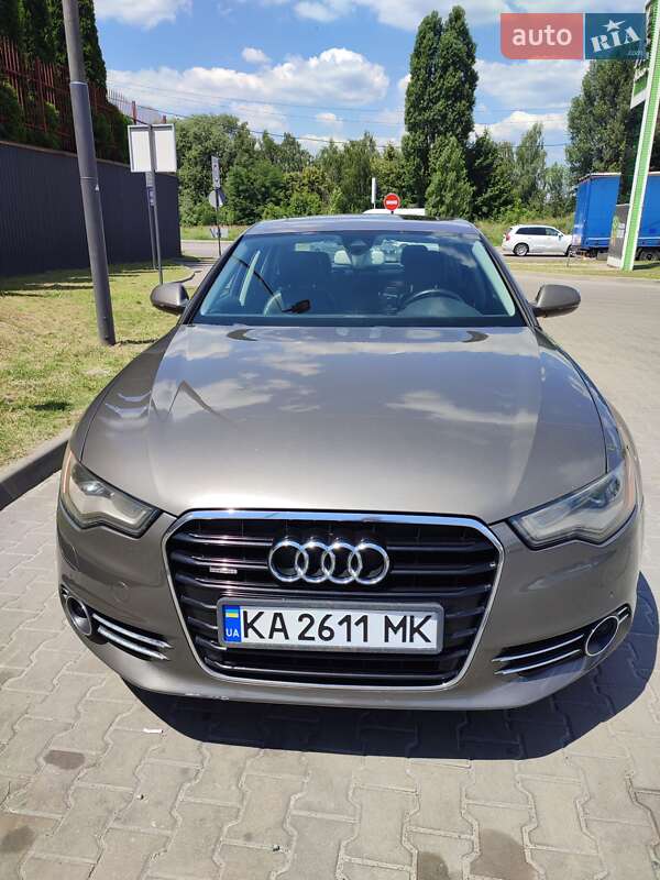Седан Audi A6 2011 в Вишневом фото 2 Седан Audi A6 2011 в Вишневом
