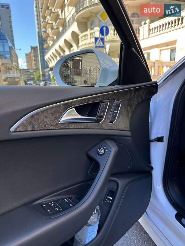Седан Audi A6 2016 в Киеве