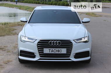 Седан Audi A6 2017 в 