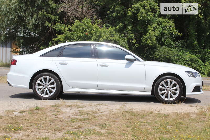 Седан Audi A6 2017 в Днепре