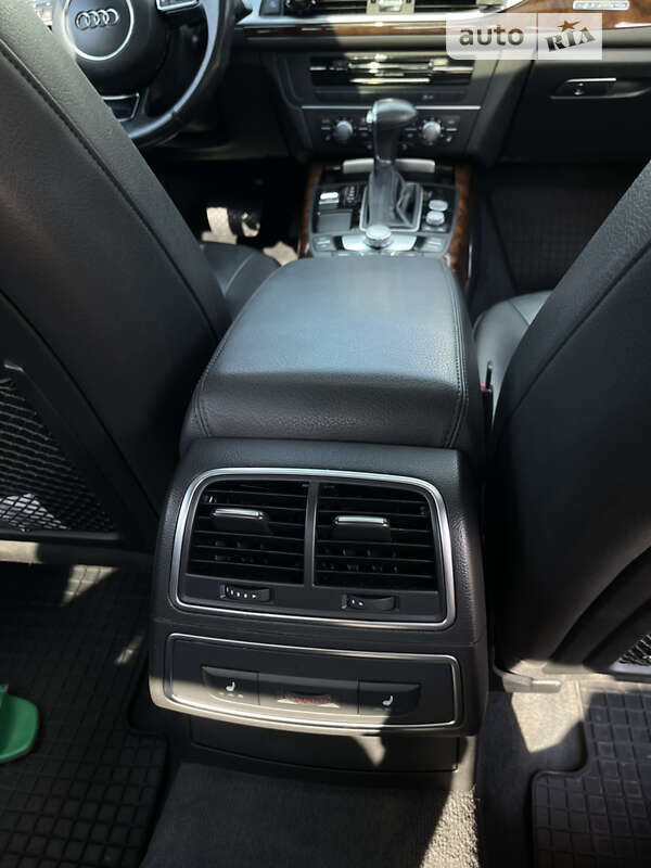 Седан Audi A6 2014 в Харькове