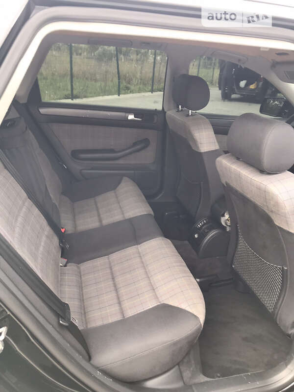 Универсал Audi A6 2002 в Днепре