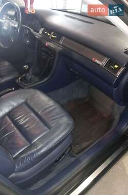 Універсал Audi A6 2000 в 