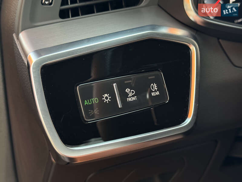 Седан Audi A6 2018 в Киеве