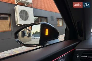 Седан Audi A6 2018 в 