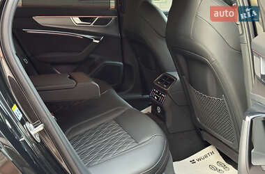 Седан Audi A6 2018 в 
