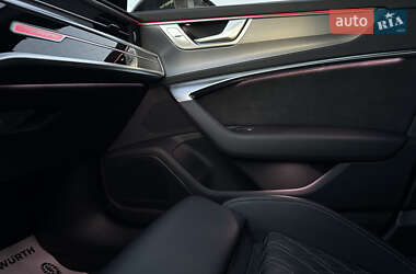 Седан Audi A6 2018 в 