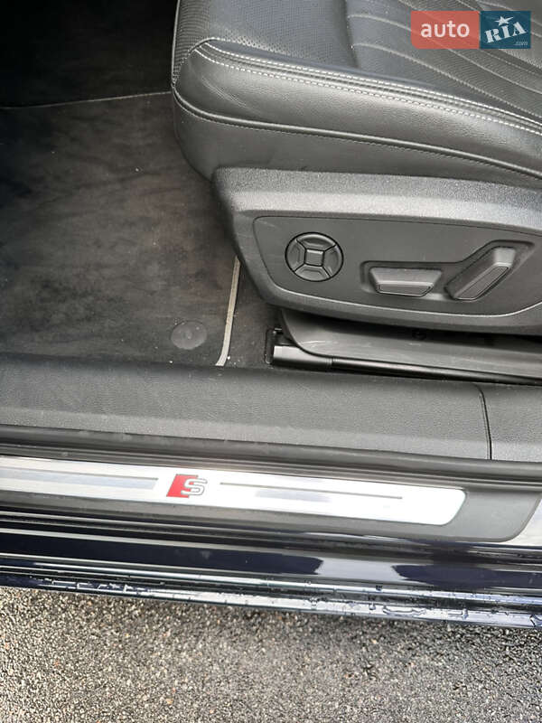 Седан Audi A6 2019 в Киеве