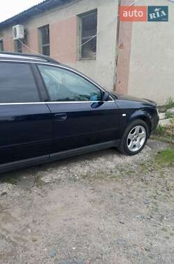 Універсал Audi A6 2000 в 