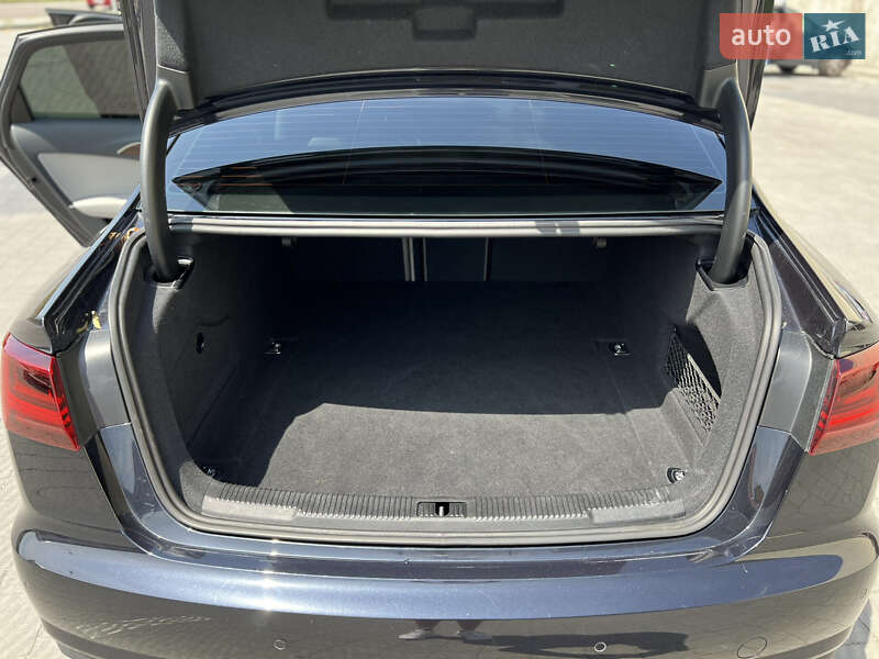 Седан Audi A6 2015 в Львове