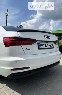 Седан Audi A6 2019 в 