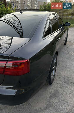 Седан Audi A6 2012 в 