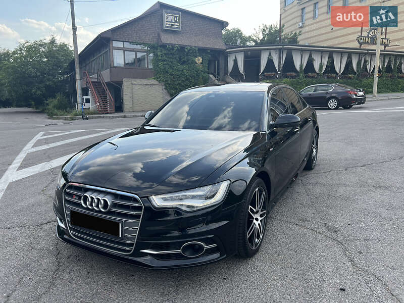 Седан Audi A6 2014 в Дніпрі