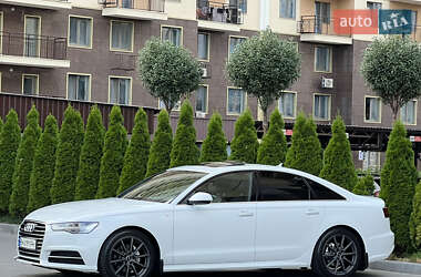 Седан Audi A6 2015 в 