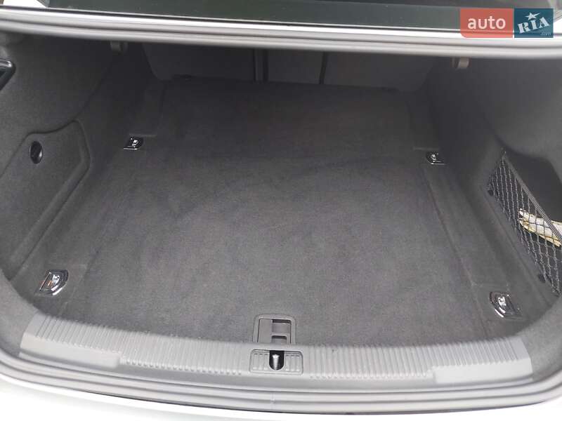Седан Audi A6 2015 в Городище