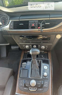 Седан Audi A6 2013 в 