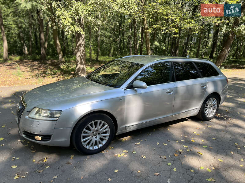 Универсал Audi A6 2005 в Новоднестровске
