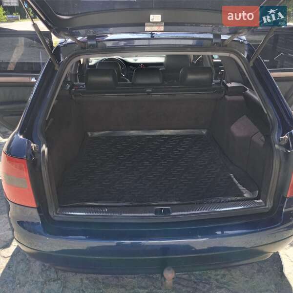 Универсал Audi A6 2001 в Зборове