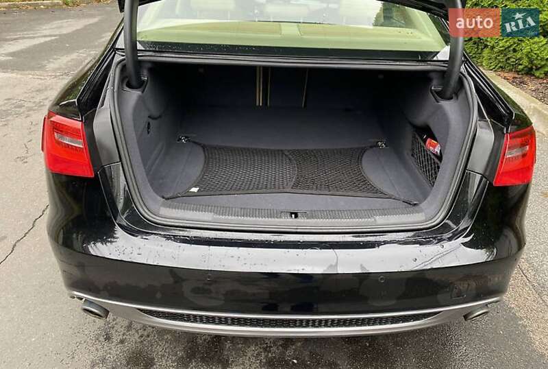 Седан Audi A6 2014 в Житомирі