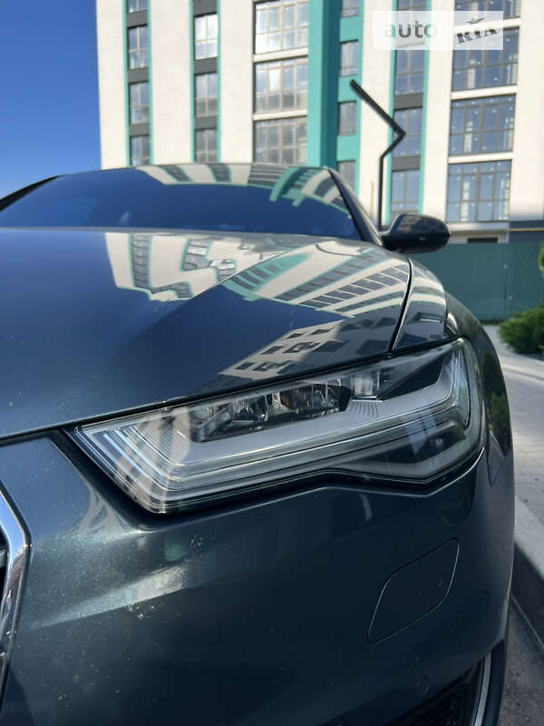 Седан Audi A6 2015 в Киеве