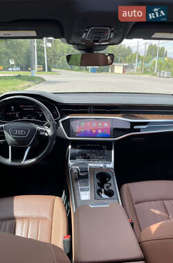 Седан Audi A6 2019 в 