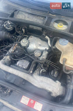 Универсал Audi A6 2003 в 