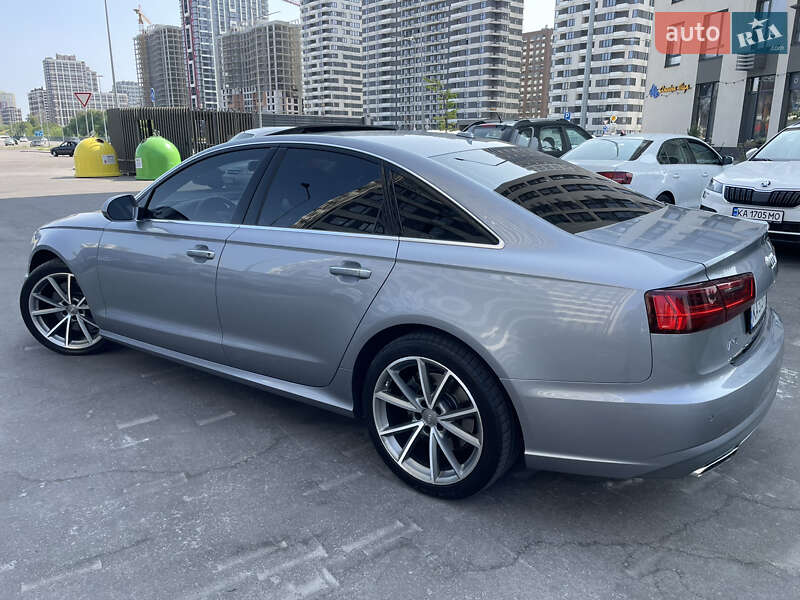 Седан Audi A6 2015 в Киеве
