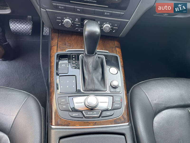 Седан Audi A6 2015 в Киеве