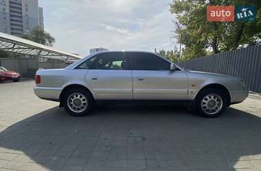 Седан Audi A6 1997 в Днепре