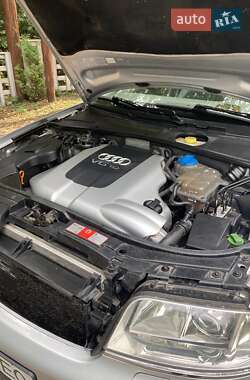 Универсал Audi A6 2002 в 