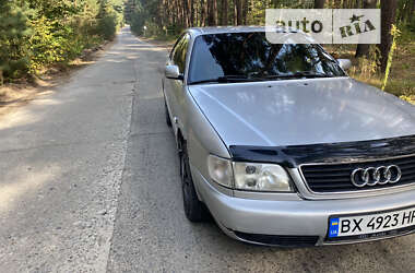 Седан Audi A6 1997 в Нетешине