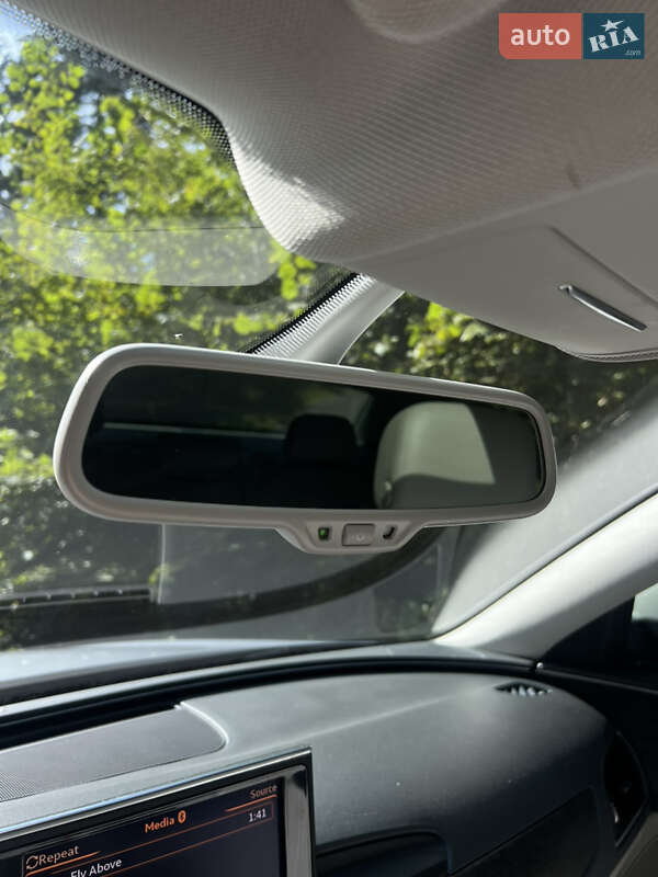 Седан Audi A6 2017 в Трускавце