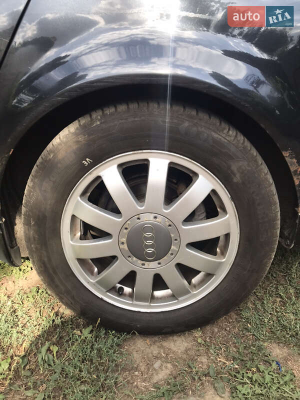 Универсал Audi A6 2001 в Ужгороде