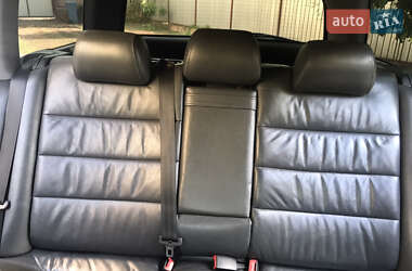 Универсал Audi A6 2001 в 