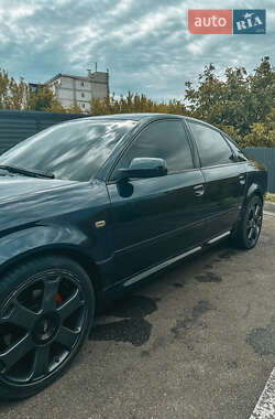 Седан Audi A6 1999 в 