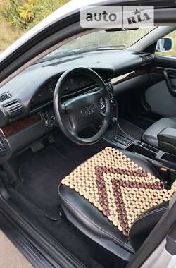 Универсал Audi A6 1995 в 