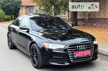 Седан Audi A6 2013 в Луцке