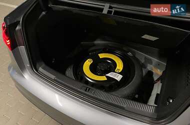 Седан Audi A6 2018 в 
