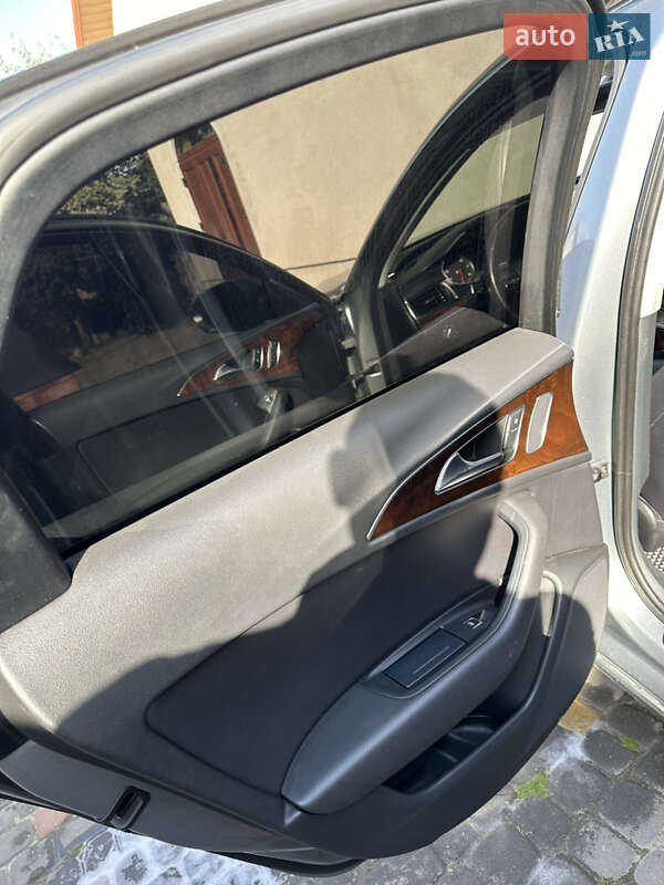 Седан Audi A6 2012 в Добросині
