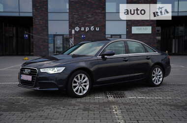 Седан Audi A6 2014 в Черновцах