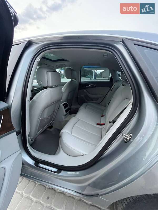 Седан Audi A6 2012 в Чемеровцах