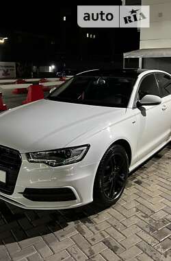 Седан Audi A6 2013 в Полтаве