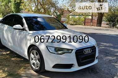 Седан Audi A6 2011 в Новом Буге