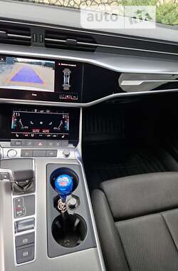 Седан Audi A6 2020 в 