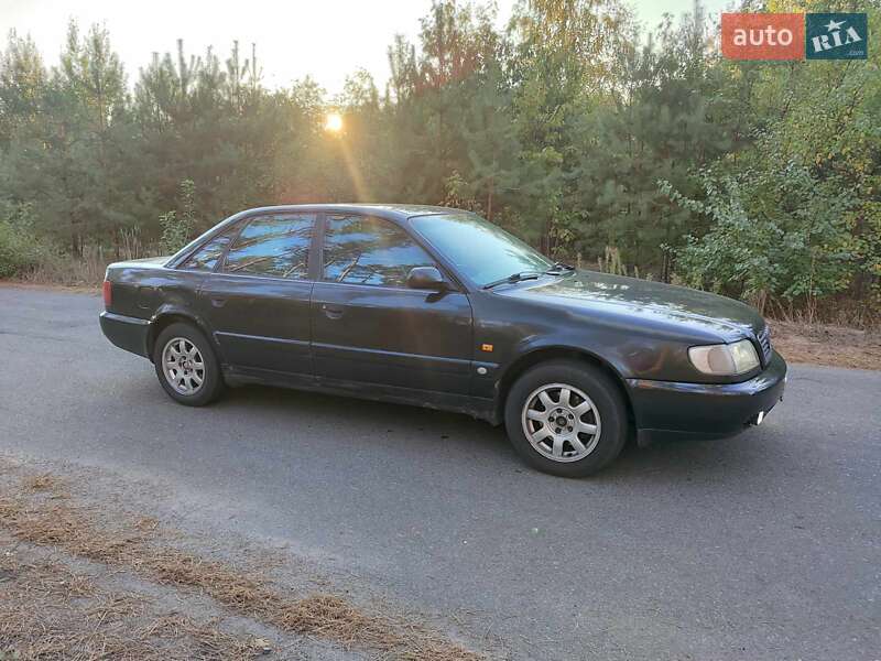 Седан Audi A6 1997 в Черкасах