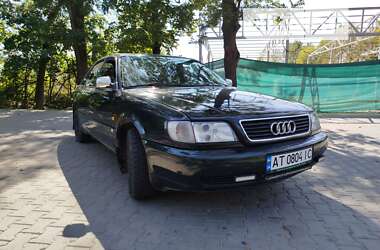 Седан Audi A6 1995 в Верховині