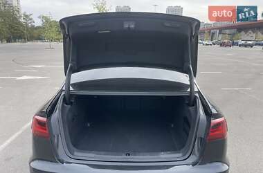Седан Audi A6 2017 в 