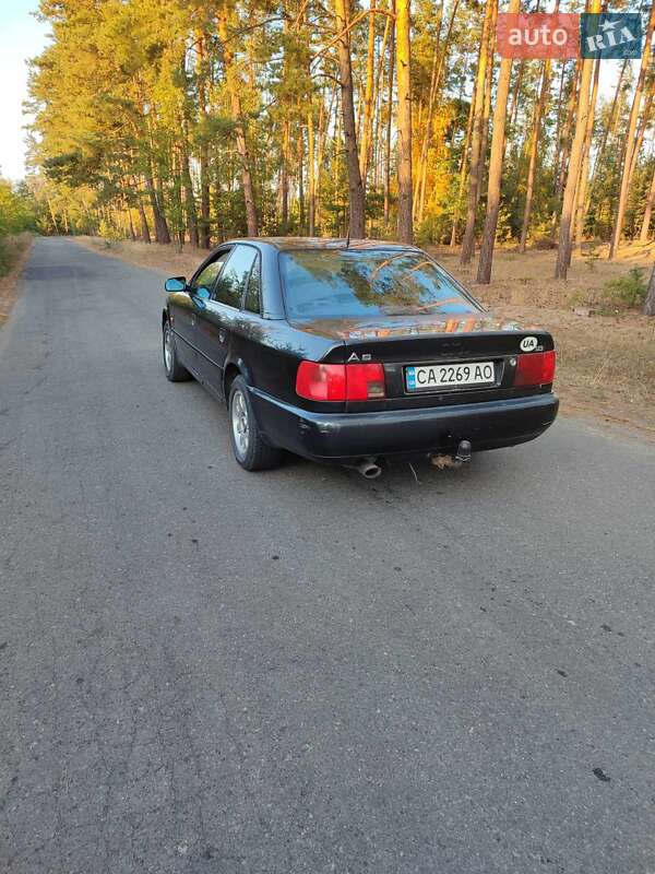 Седан Audi A6 1997 в Черкасах