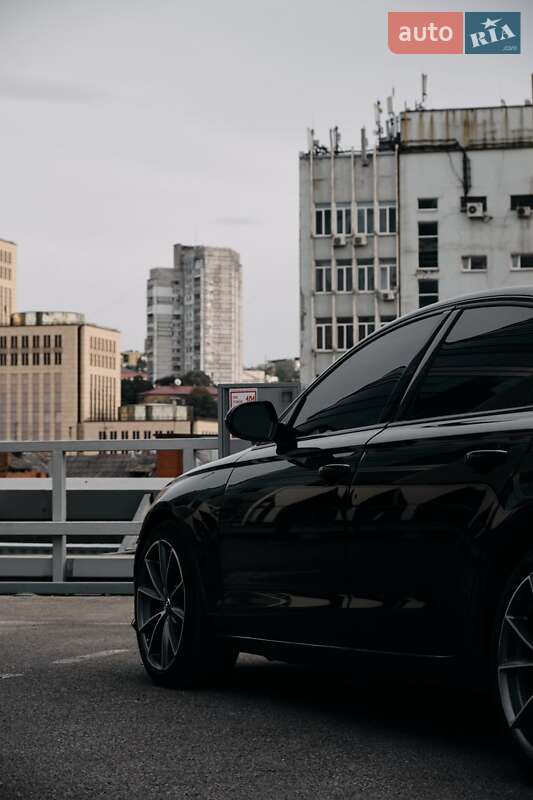 Седан Audi A6 2013 в Днепре